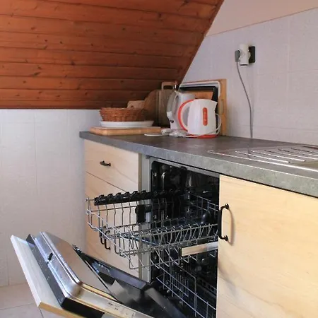 Διαμέρισμα Lenke Apartmanhaz *