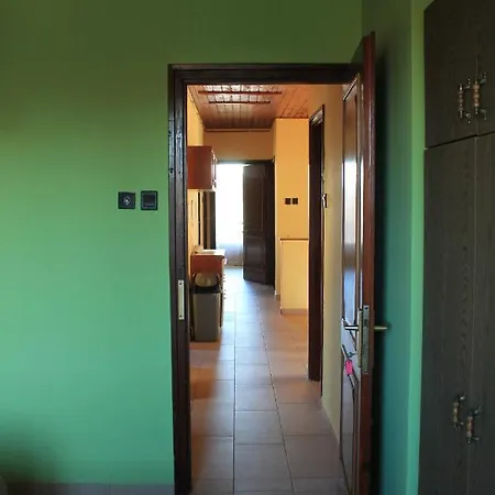 Lenke Apartmanhaz * בלטונללה