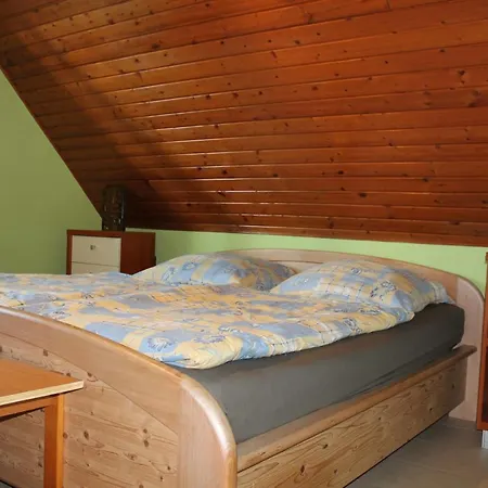Lenke Apartmanhaz