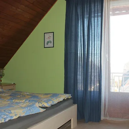 Διαμέρισμα Lenke Apartmanhaz *