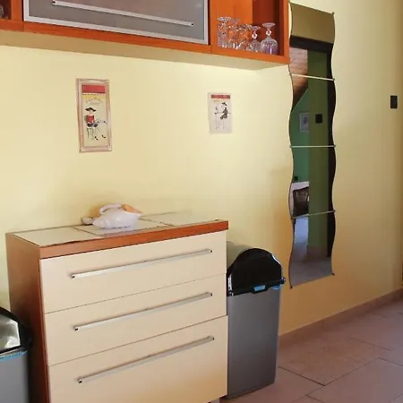 Lenke Apartmanhaz דירה בלטונללה
