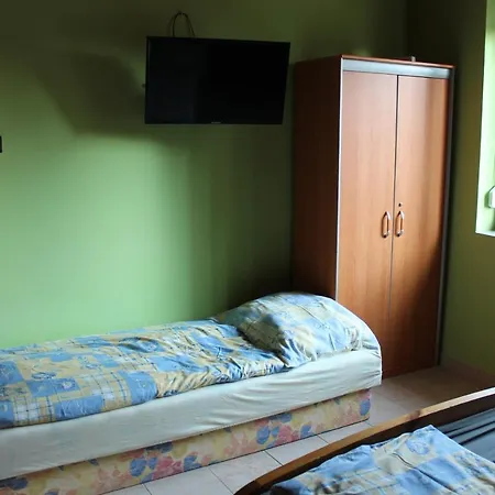 Lenke Apartmanhaz *