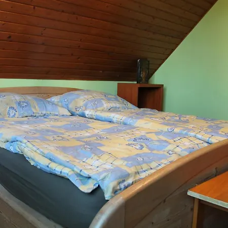 Lenke Apartmanhaz Διαμέρισμα