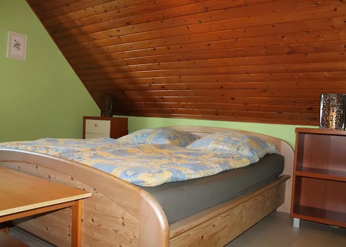 Lenke Apartmanhaz