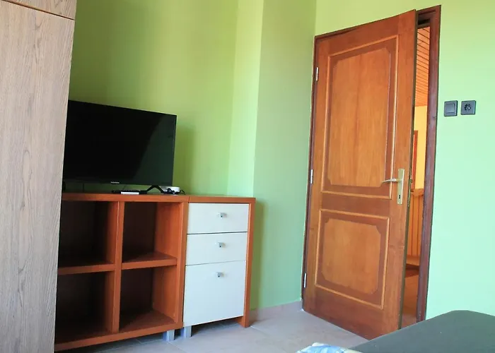 شقة Lenke Apartmanhaz *
