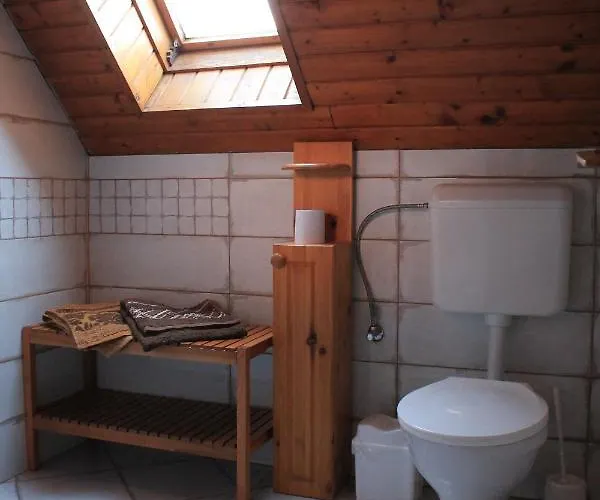 Lenke Apartmanhaz *