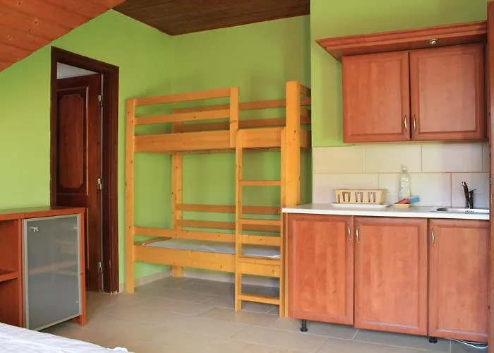 Lenke Apartmanhaz * בלטונללה