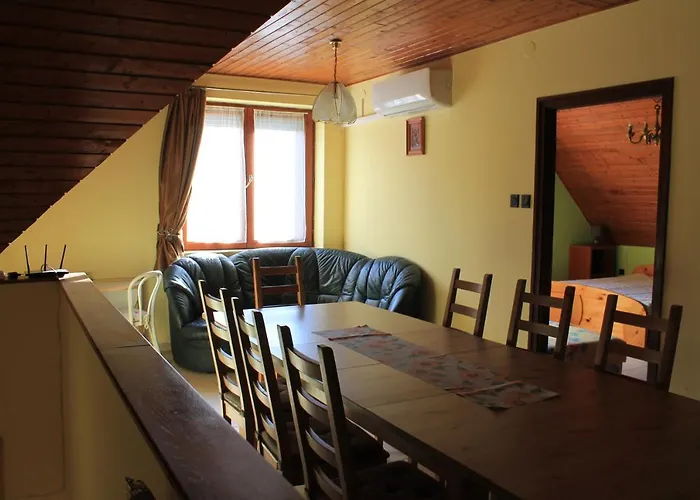 شقة Lenke Apartmanhaz