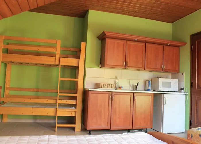 شقة Lenke Apartmanhaz *